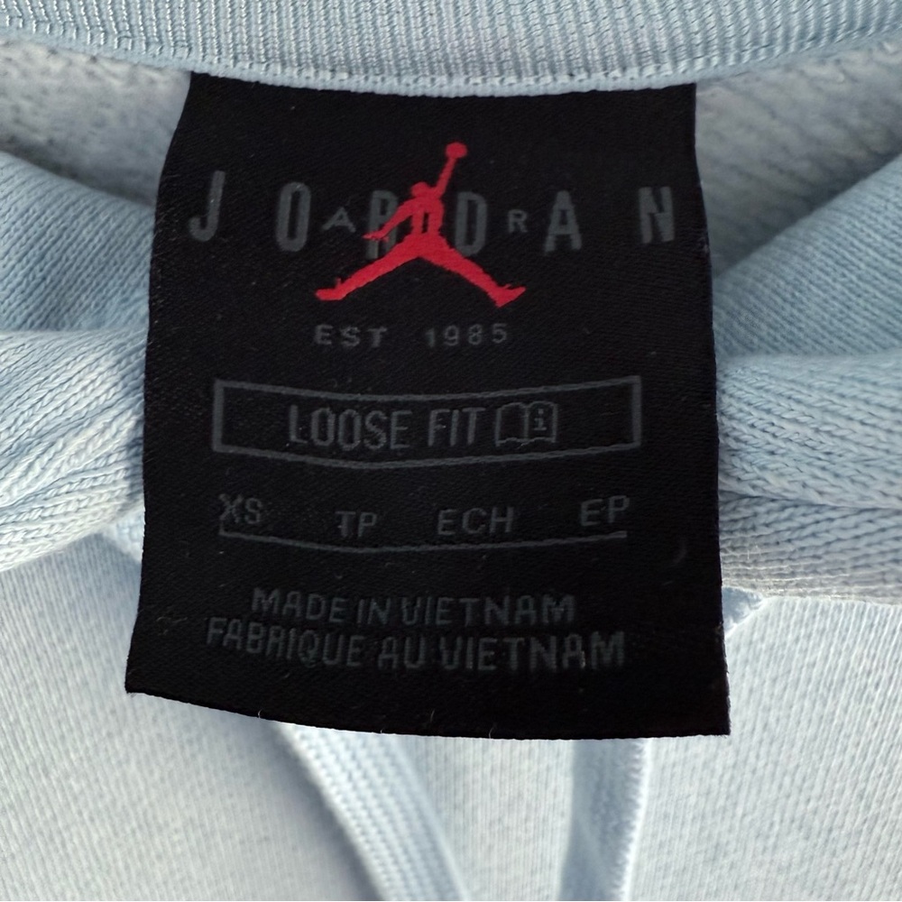 Jordan Essentials Fleece Hoodie in the Celestine Blue XS Cropped Boxy DD6998-438 - Picture 10 of 16